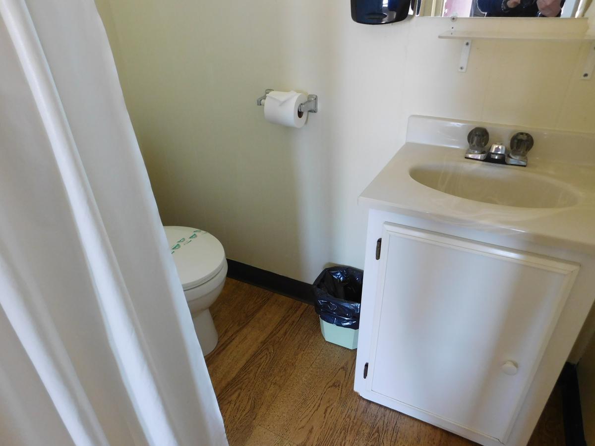 Anchor Lodge Fort Bragg Ngoại thất bức ảnh