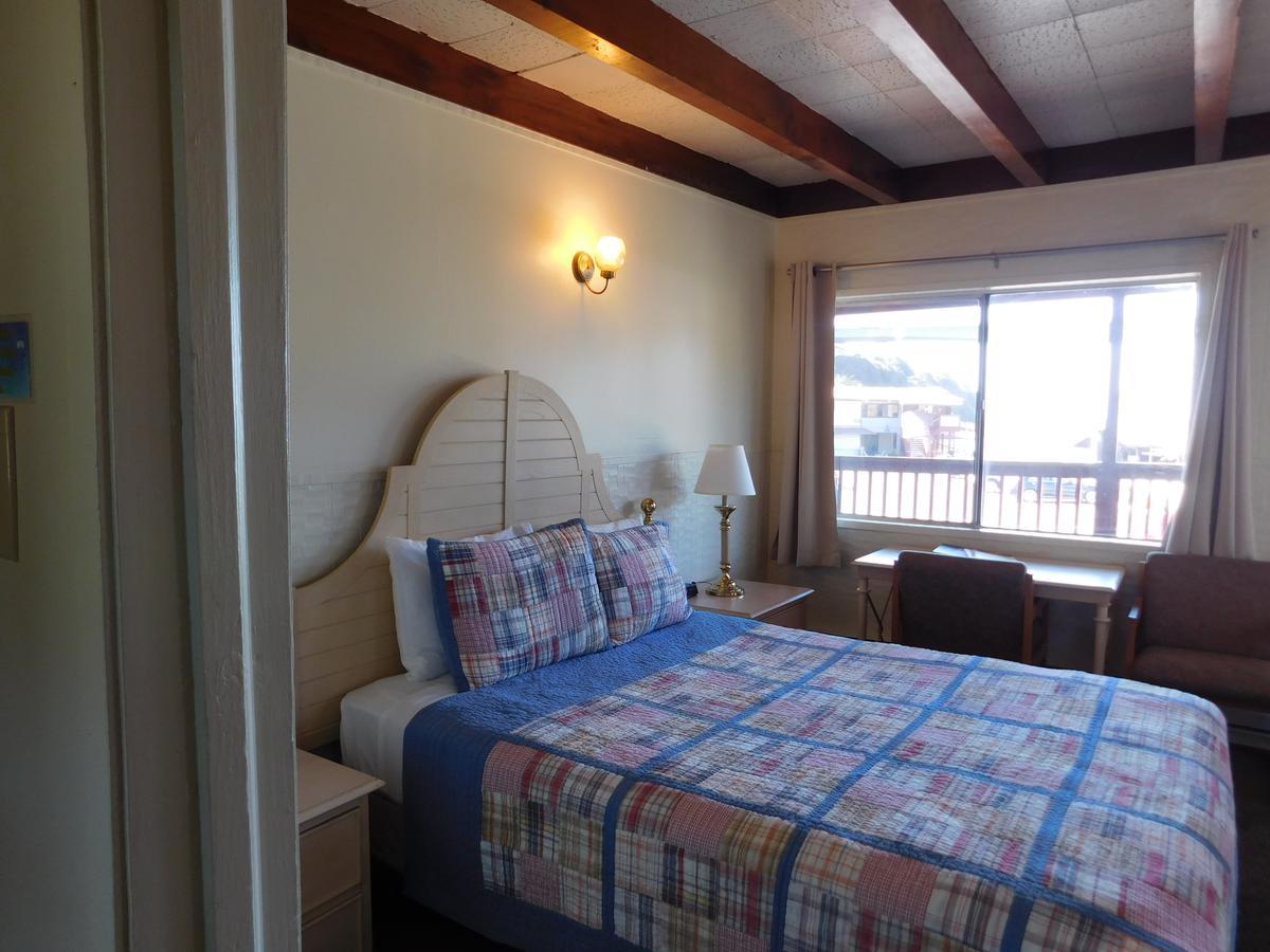 Anchor Lodge Fort Bragg Ngoại thất bức ảnh